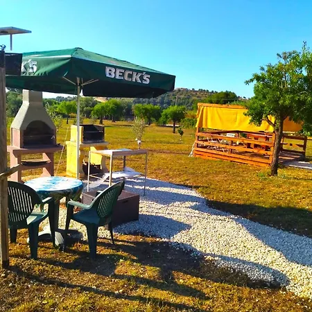 Bed and breakfast Feudo Mallav Big Wooden House *